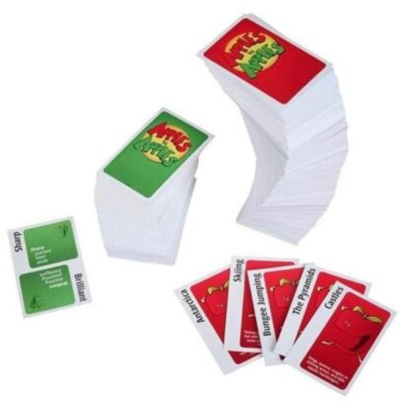 🍎 "Apples to Apples” Party Box: The Game of Hilarious Comparisons! 🍏 - Picture 3 of 9